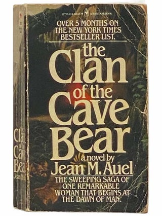 Item #2313287 The Clan of the Cave Bear (The Earth's Children Series No. 1). Jean M. Auel