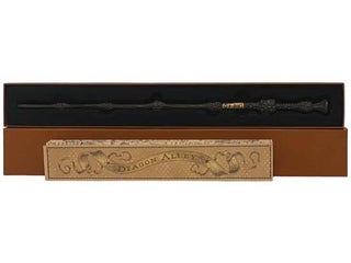 Albus Dumbledore Wand with Box and Hogsmeade/Diagon Alley Map. Universal Studios.