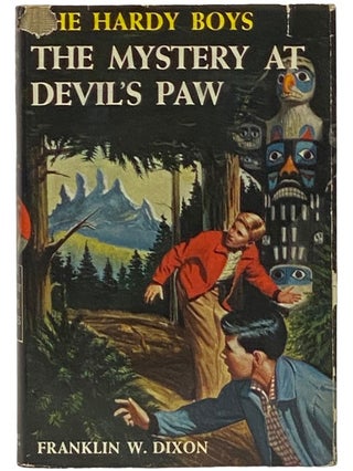 Item #2341156 The Mystery at Devil's Paw (The Hardy Boys Mystery Stories #38). Franklin W. Dixon