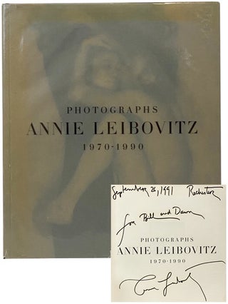 Item #2349546 Annie Leibovitz: Photographs, 1970-1990. Annie Leibovitz